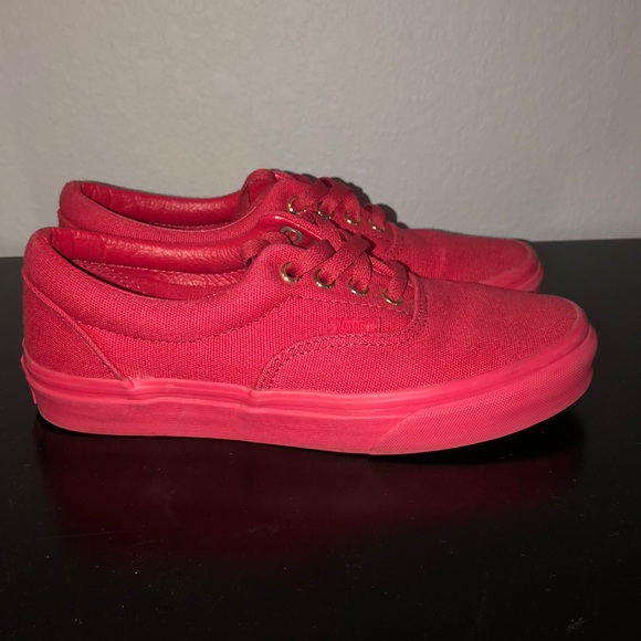 Shoes - Picture 2 of 4